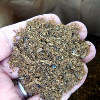 画像1: 肥料用-魚粉（N7-P7）【1.5kg】【動物性チッソ補給・アミノ酸肥料・魚かす】