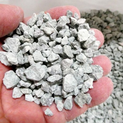 医王石(5mm-10mm・緑)【20kg】