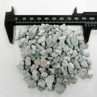 医王石(5mm-10mm・緑)【20kg】