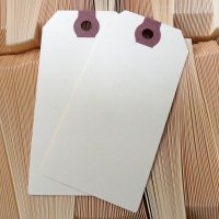 【箱売り】【紐無し荷札】マニラタグ【#5】 Avery Manila "G" Shipping Tags AVE12305（紐なし荷札1000枚入り）4-3/4インチ（約11.8cm）ｘ2-3/8インチ（約6cm）