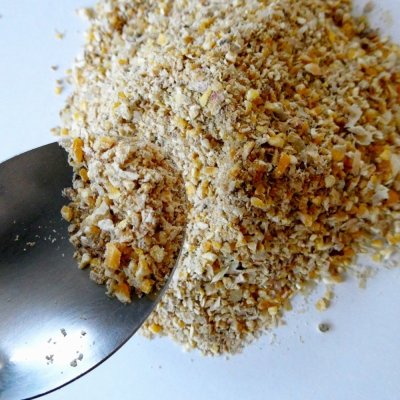 育雛用前期配合飼料