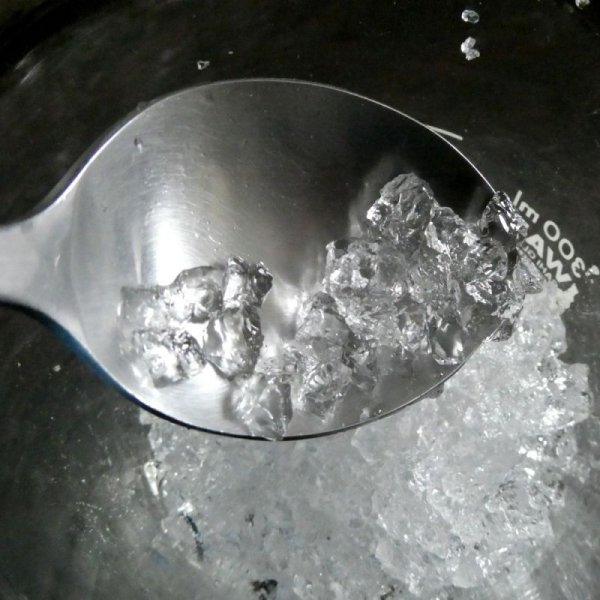 土の保水剤(顆粒)