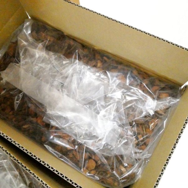 箱入り-ココチップ【50L】粒度:S(12-18mm)
