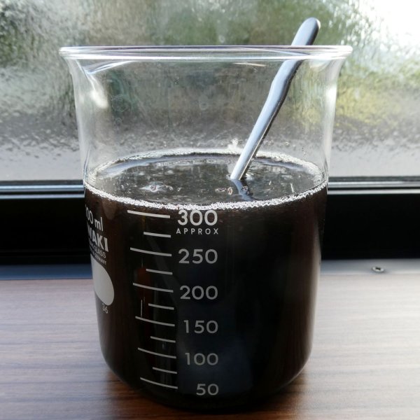 ブラックピート培土【2kg】黒ピート配合の培養土｜初期肥料入り（家庭菜園、プロ農家用）